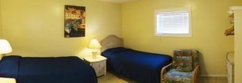 White Sands Beach Resort Holmes Beach Esterno foto