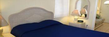 White Sands Beach Resort Holmes Beach Esterno foto