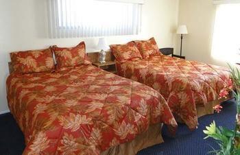 White Sands Beach Resort Holmes Beach Esterno foto