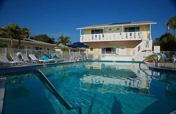 White Sands Beach Resort Holmes Beach Esterno foto